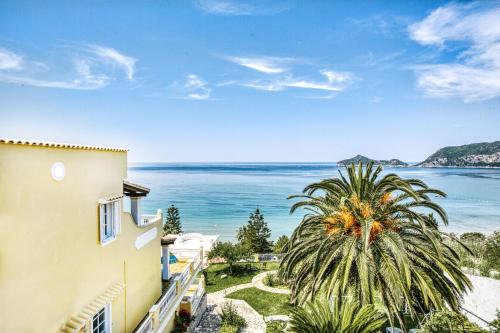Flora House Corfu Apartments Resort