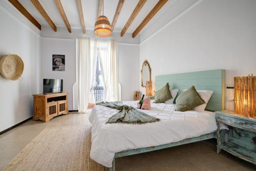 Hotelet Can Oms Chopin by Rentallorca