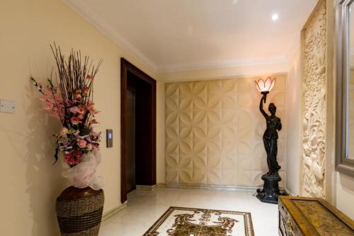 Φωτογραφία από το άλμπουμ του Luxury Beachfront Villa with a Pool στην Αγία Μαρίνα