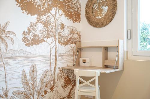 Photo de la galerie de l'établissement charmante maison de vacances proche des marais - la chaume - 8 pers, à Les Sables-dʼOlonne