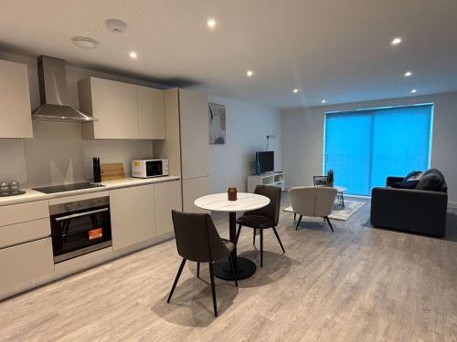 Stylish 1-Bedroom Apartment Sleeps 3 in central Birmingham photo 11