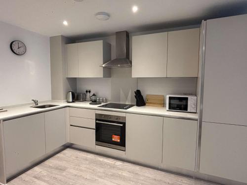 Stylish 1-Bedroom Apartment Sleeps 3 in central Birmingham photo 12