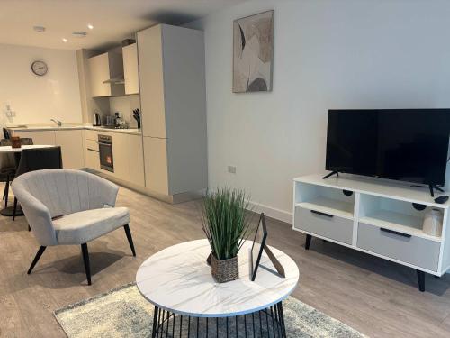 Stylish 1-Bedroom Apartment Sleeps 3 in central Birmingham photo 18