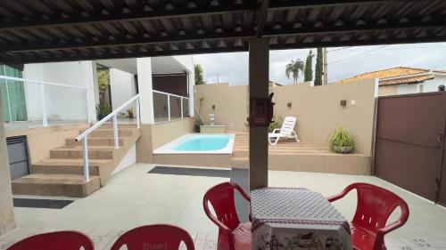 Het zwembad bij of vlak bij Parque das águas