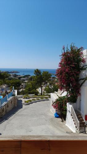 Ageri & Tritonis Luxury Apartments