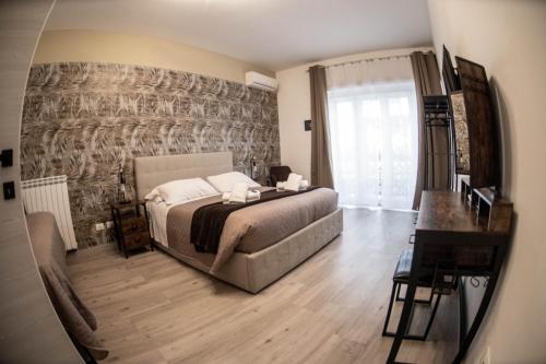 Vatican Fashion Home