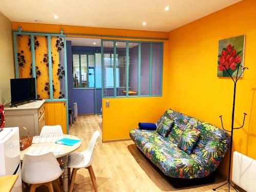 Proche Disney - F2 accessible PMR - Centre Historique de Meaux – Portes de Paris.