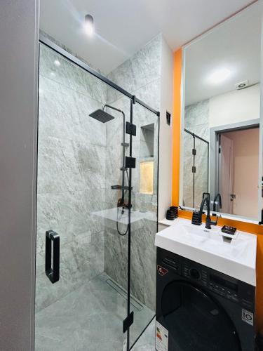 Mirabad tesisinde bir banyo