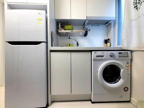 Photo de la galerie de l'établissement 산책로가있는 깔끔한 신축하우스101, à Séoul