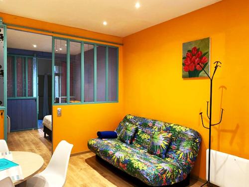 Photo de la galerie de l'établissement Proche Disney - F2 accessible PMR - Centre Historique de Meaux – Portes de Paris., à Meaux