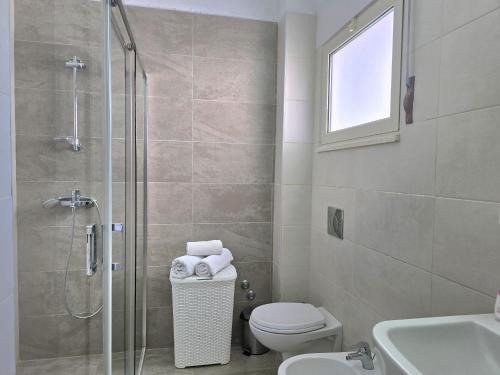 Ένα μπάνιο στο Sunny Beach Apartments - 146