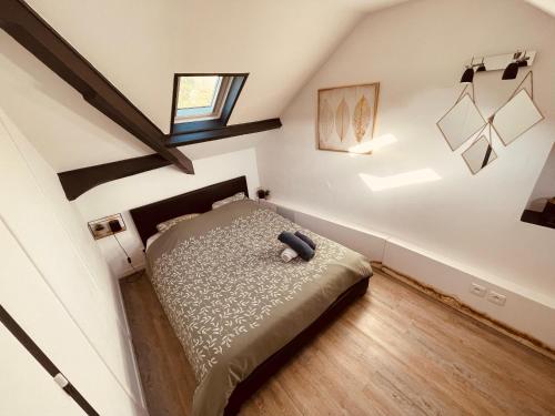 - une chambre mansardée dans l'établissement Rouen d'en Haut - 373, à Rouen