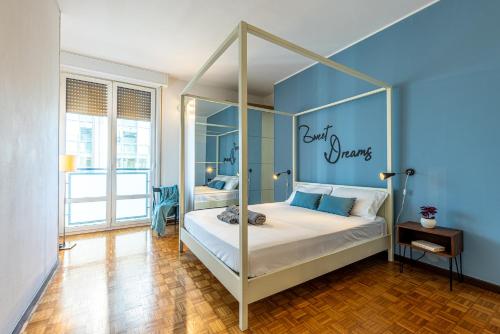 Bonnet 11A comfort elegante Porta Nuova - Vesta