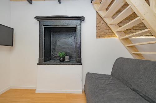 2CLI19 -Duomo-Loreto - Elegant - Central