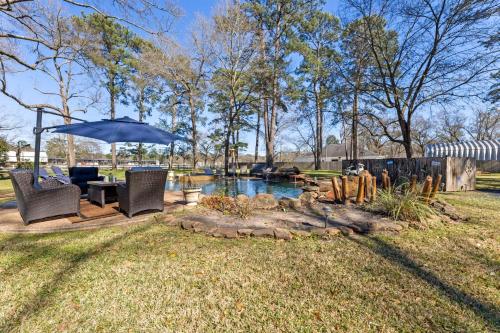 Villa for 50 ppl-Heated Pool & Private Cinemaにある庭
