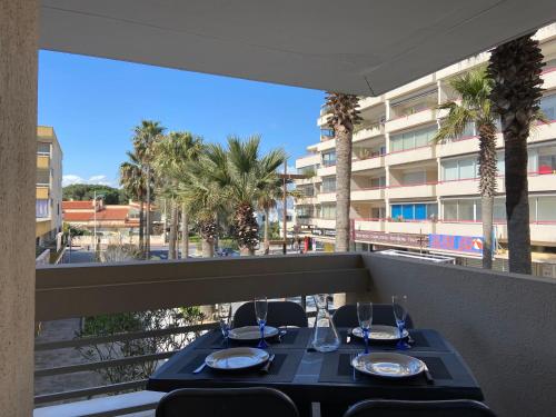 Canet appartement à 100 m de la plage avec parking