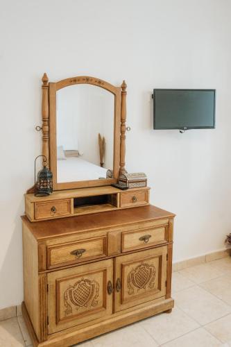 Μια τηλεόραση ή/και κέντρο ψυχαγωγίας στο cozy apartment messini