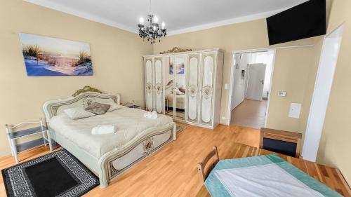 Adalbert Apartments