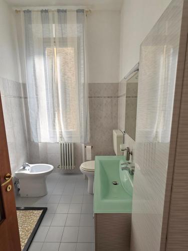 Ένα μπάνιο στο Casa Aida