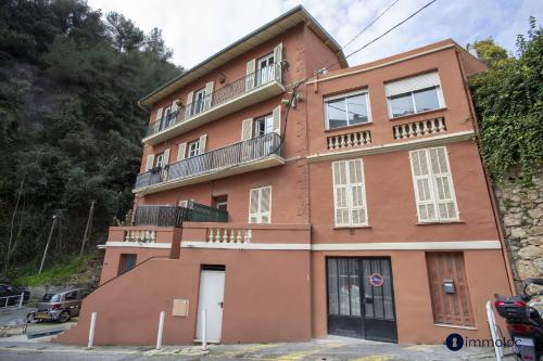 Apartment 10 minutes walk from Monaco