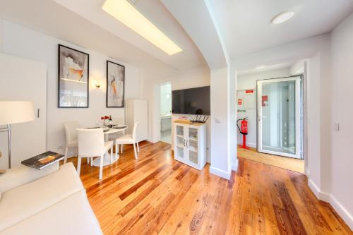 Mbird Estoril Riviera Flat 1