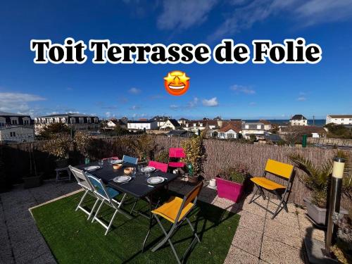 Sur les toits de St Aubin - La Mer