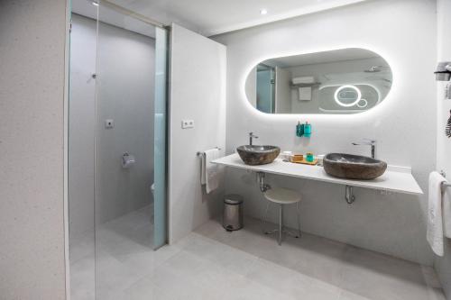 Koupelna v ubytování Hotel Servigroup Montíboli