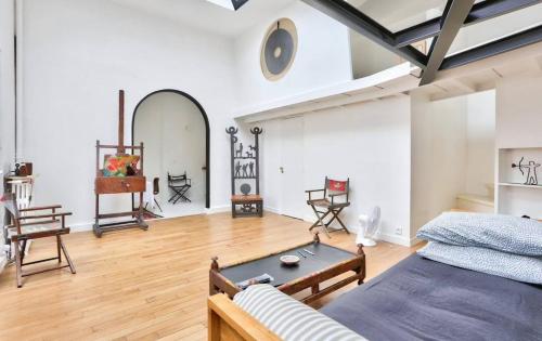 Apartment on Rue Pierre Fontaine