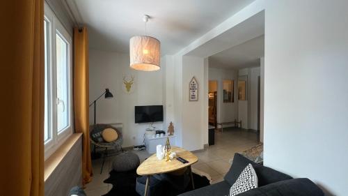 Ruang duduk di Jaune Génépi - 4 personnes - 49m2 et 17m2 terrasse