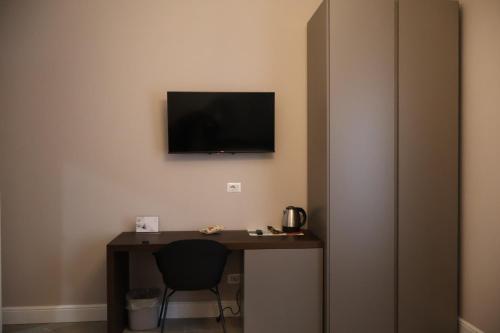 COLOSS IMPERIAL SUITE Guest House