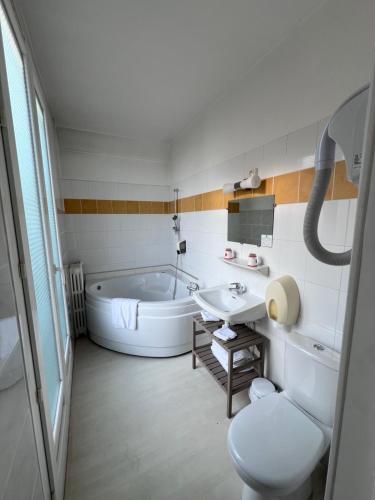 Koupelna v ubytování Hotel De l'Univers