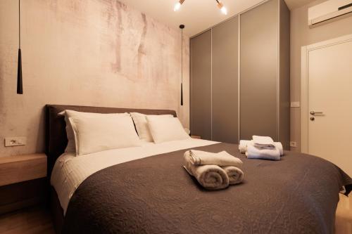 Zarina Suite - Old Town Center