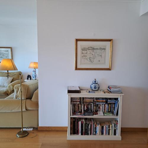 Haven in Lisbon - Exquisite 15th and Top Floor with Elevators, Parking and an incredible View from the 7 meters Balcony to the Longest Waterfront in Lisbon