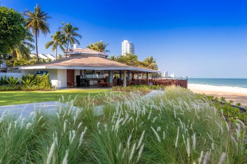 Galeriebild der Unterkunft The Regent Cha Am Beach Resort, Hua Hin in Cha-am