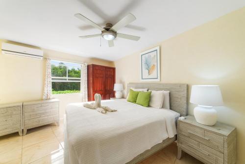 Postel nebo postele na pokoji v ubytování Lantana No 30