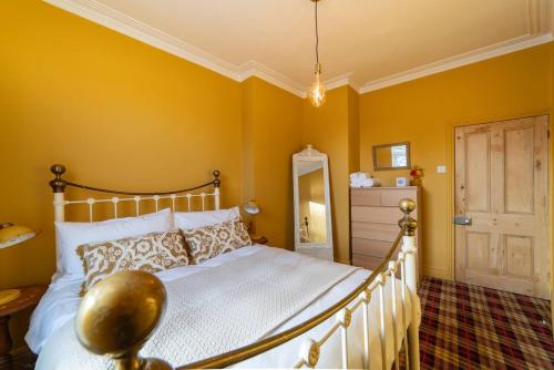 Family Stay By Sefton Park & Lark Lane Parking photo 14