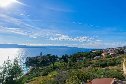 Afbeelding uit fotogalerij van Apartments Nada in Bol