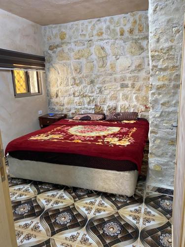 Llit o llits en una habitació de Dana Moon hostel