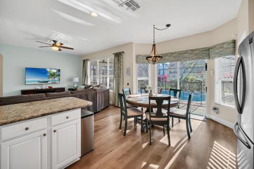 Getaway Cove Villa photo 37