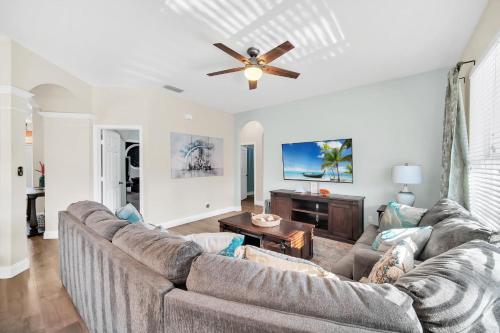 Getaway Cove Villa photo 54