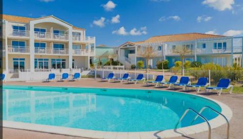 Appartement Vue Mer dans résidence 3 étoiles