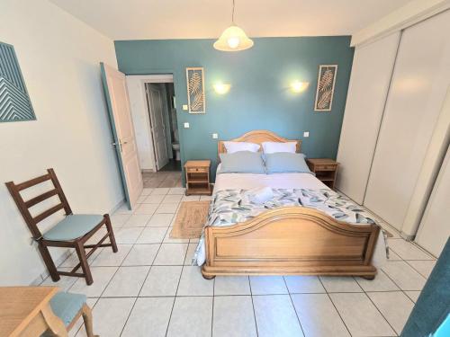 Photo de la galerie de l'établissement Gîte de charme avec cheminée en Dordogne - FR-1-616-466, à Tourtoirac