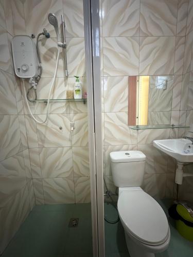Bilik mandi di Jenny's White Haven