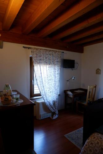 Μια τηλεόραση ή/και κέντρο ψυχαγωγίας στο Agriturismo Antica Corte Contadina