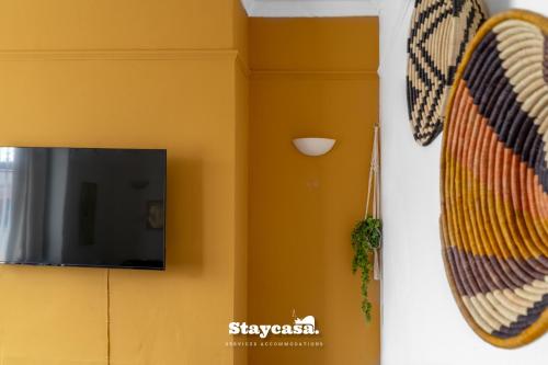 TV a/nebo společenská místnost v ubytování Alma Co-living - Private Room Self-cater