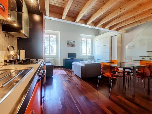 Cavour Suite Mezzanine by 360Rentals