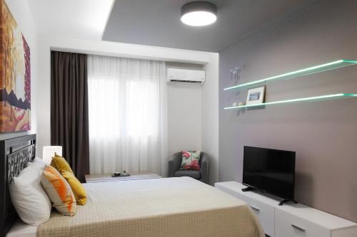 Valaoritou Living