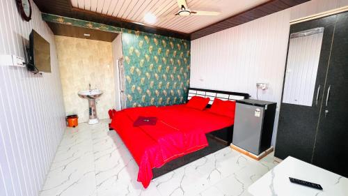 Galeriebild der Unterkunft shivraj resort andra lake camping in Pune