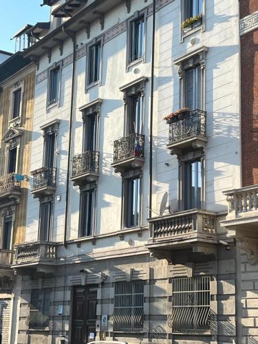 BNB MAX - Exclusive studio - Central station