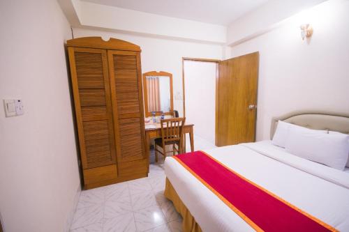 Ein Bett oder Betten in einem Zimmer der Unterkunft Elegant Enchanted